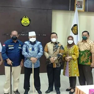 Helmi Hasan Kembali Usulkan Hibah 1300 Unit PJU ke Kementerian ESDM