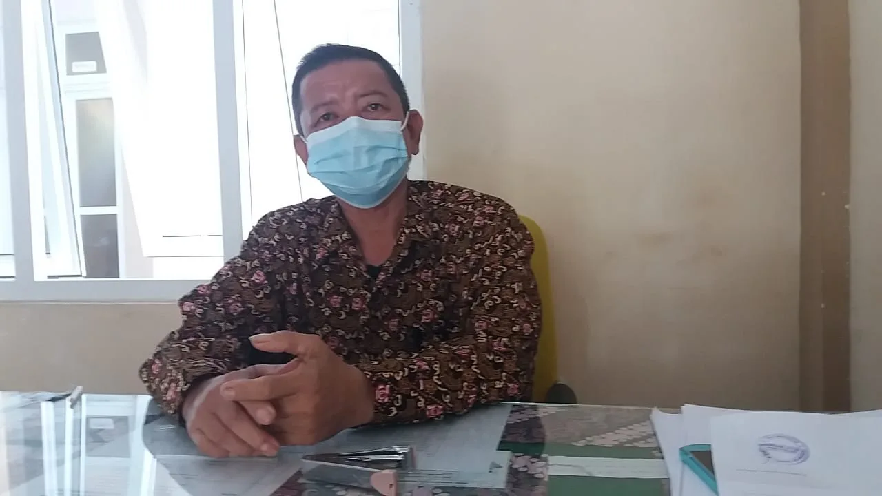Honor Perangkat Belum Juga Dibayar, Kades Pasar Ipuh Dapat Teguran Kedua
