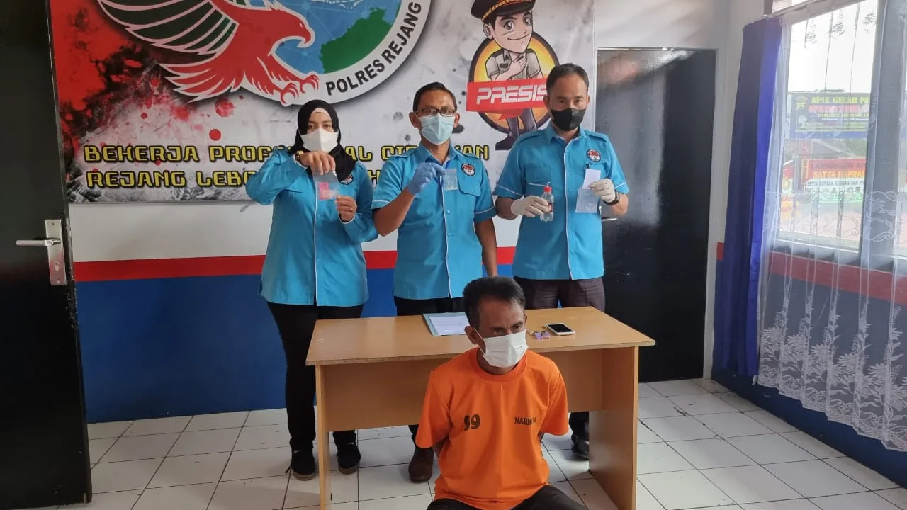 Lelaki Paruh Baya Tertangkap Miliki Sabu, Disimpan Dibawah Kasur