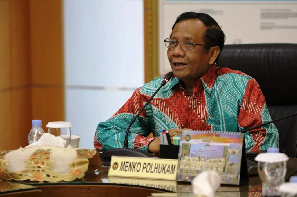 Mahfud MD : UU Cipta Kerja Tetap Berlaku