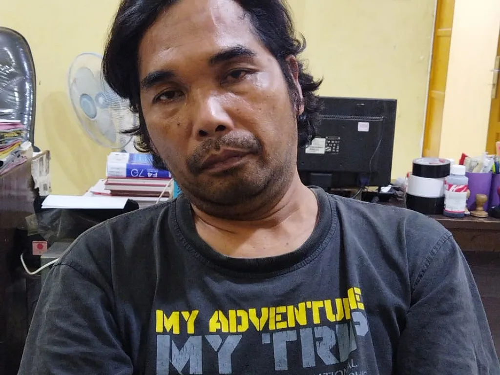 Pria Ini Tertangkap Saat Panen Sawit Milik Orang Lain