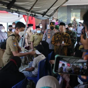 Rohidin : Puskesmas Wajib Tangani Keluhan Masyarakat Pasca Vaksinasi