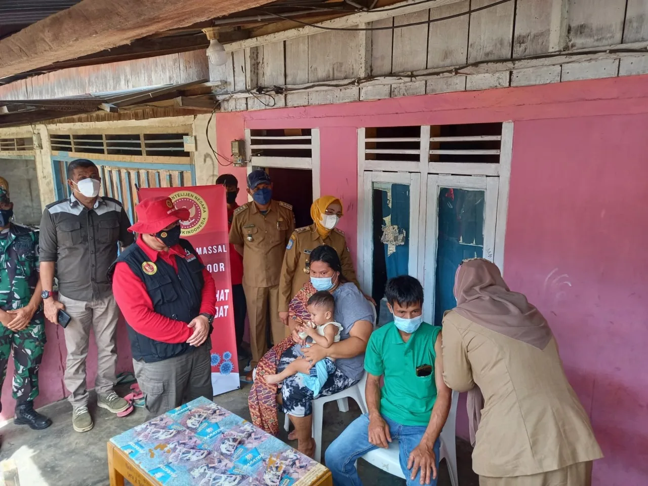 Sinergi Dengan Pemkab, BIN Gelar Serbuan Vaksinasi di Mukomuko untuk Pelajar dan Masyarakat