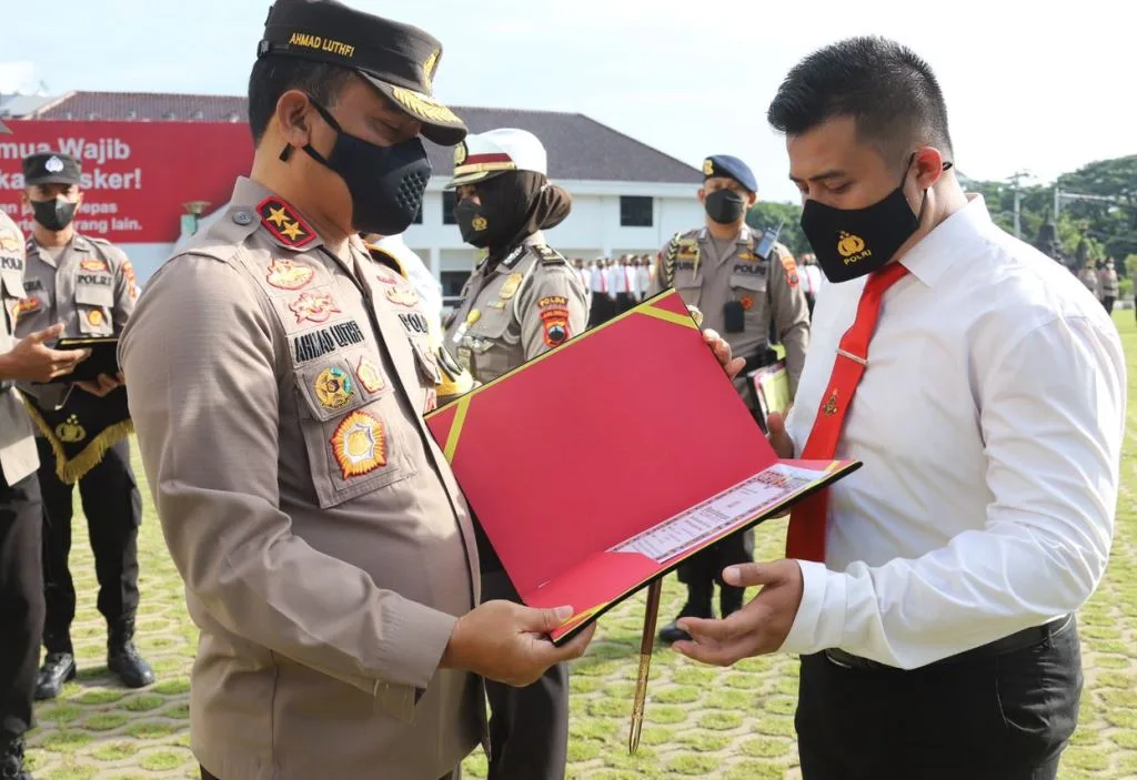 Cepat Ungkap Pembunuhan Balita, Kasat Reskrim Polres Demak Terima Penghargaan