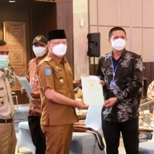 Gubernur Rohidin : BPHTP di Kabupaten dan Kota Bisa Digratiskan