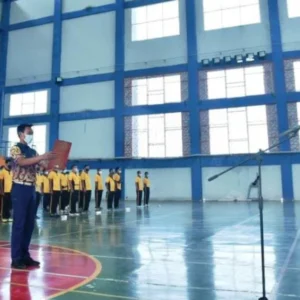 Kapolres Lamongan Pimpin Upacara Pembukaan Turnamen Bulu Tangkis Dan Bola Voli