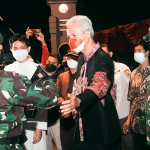 Pangdam IV/Diponegoro Dampingi Gubernur Pastikan Ibadah Natal Aman