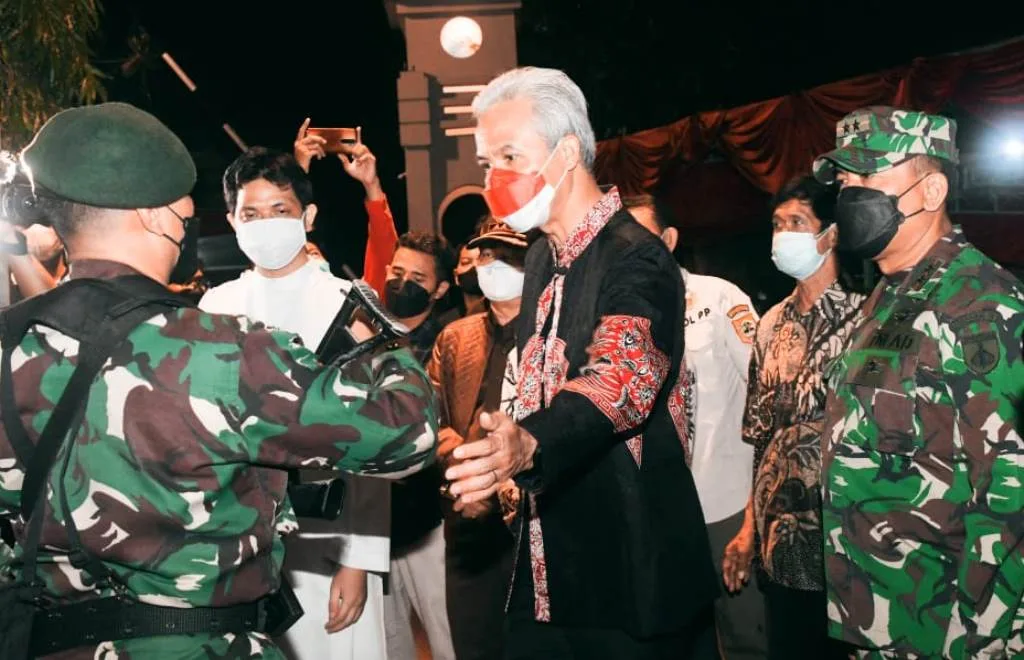 Pangdam IV/Diponegoro Dampingi Gubernur Pastikan Ibadah Natal Aman