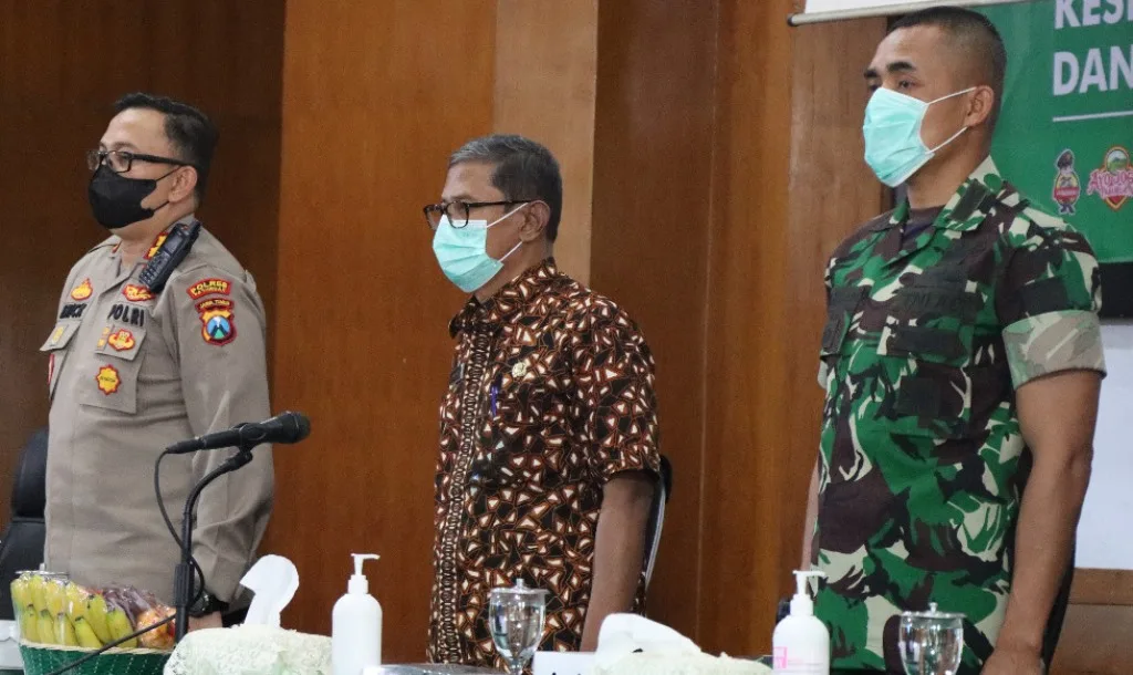 Persiapan Nataru Kapolres Pasuruan Pimpin Rapat Bersama
