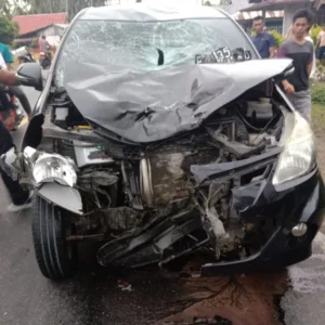 Tabrak Avanza Seorang Pelajar dan Bocah 5 Tahun Meninggal