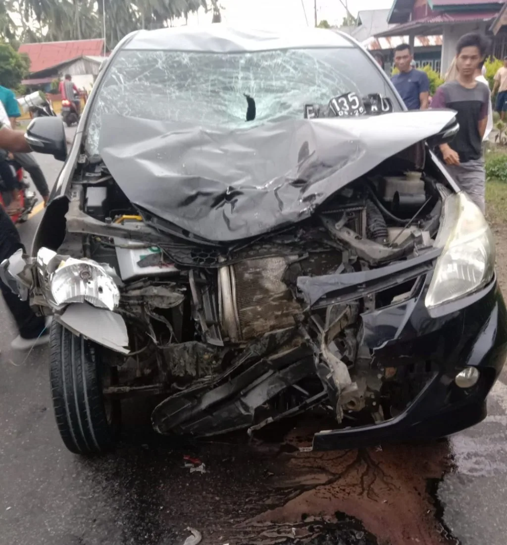 Tabrak Avanza Seorang Pelajar dan Bocah 5 Tahun Meninggal