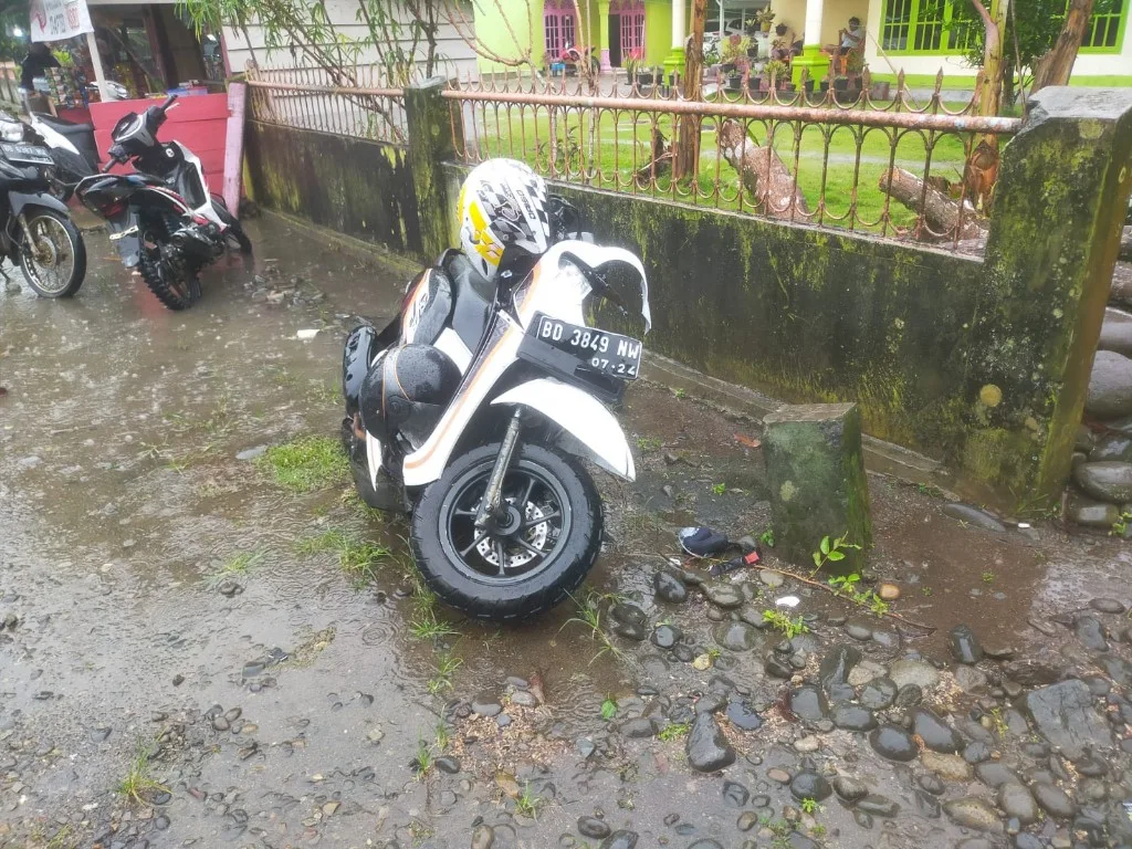 Tabrak Truk Dua Pelajar Meninggal Ditempat