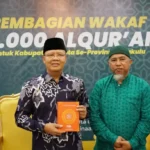 Gubernur Rohidin Serahkan 10 Ribu Eksemplar Al-Quran