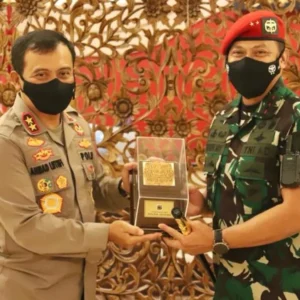 Jalin Silaturahmi, Danjen Kopassus Kunjungi Kapolda Jateng