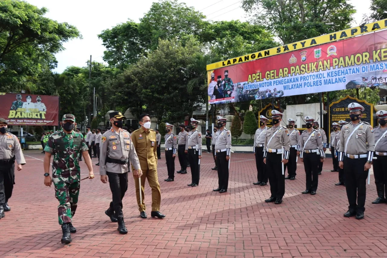 Kapolres Malang Pimpin Apel Pasukan Pamor Keris