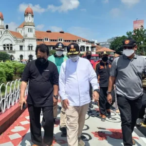 Kasatpol PP Kota Semarang Tegur Pengelola Parkir Obyek Wisata Lawang Sewu