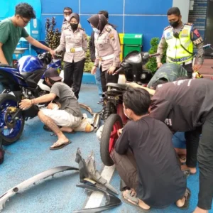 Kena Razia Knalpot Satlantas Polrestabes Semarang, Ratusan Motor Ganti Knalpot Standar