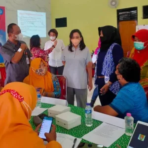Krisseptiana Hendariar Prihadi Berikan Semangat Pada Sang Puan Krisseptiana Hendrar Prihadi Berikan Semangat Pada Sang Puan