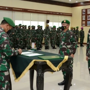 Pangdam IV/Diponegoro Pimpin Sertijab Dandim 0733/Kota Semarang Pangdam IV/Diponegoro Pimpin Sertijab Dandim 0733/Kota Semarang