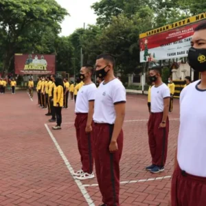 Personil Polres Malang Olah Raga Pagi Bersama