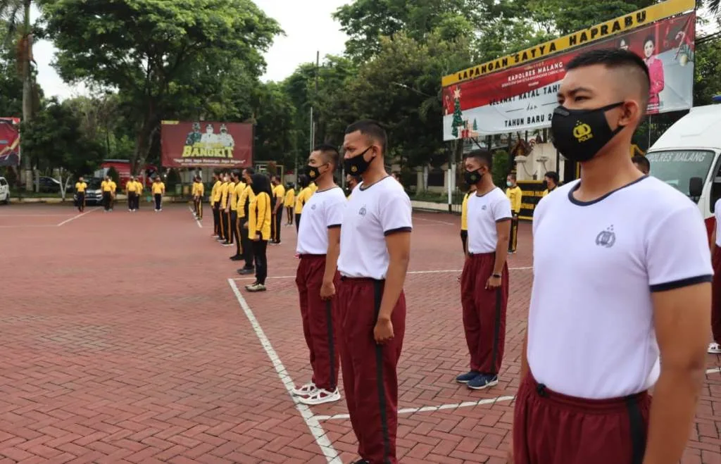 Personil Polres Malang Olah Raga Pagi Bersama