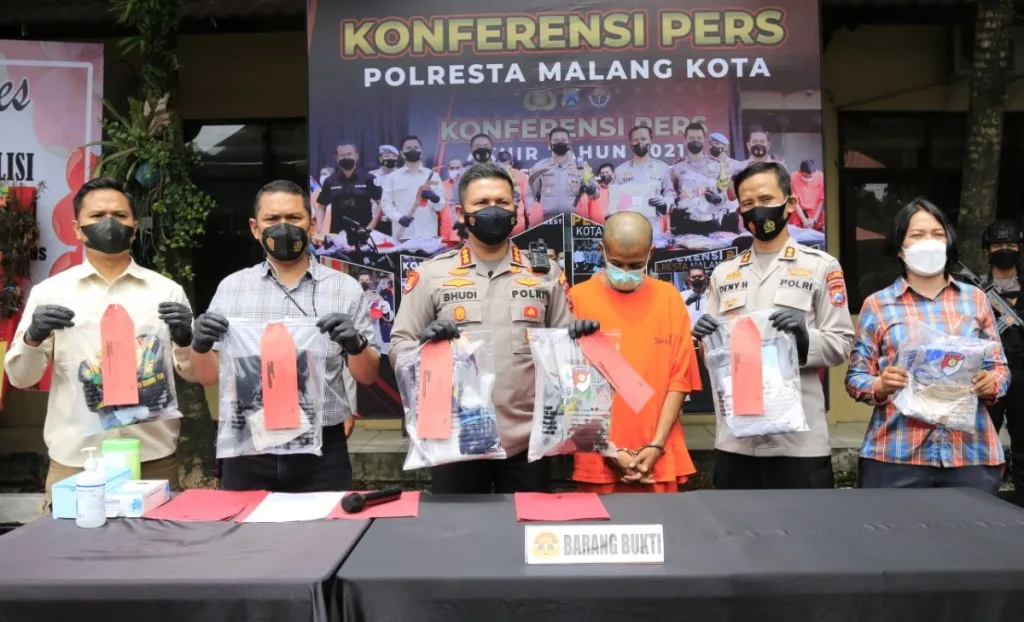 Petualangan Predator Anak di Bawah Umur Terhenti di Balik Jeruji