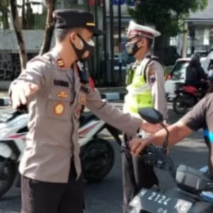 Polsek Candisari Gelar Operasi Lalu Lintas dan Prokes