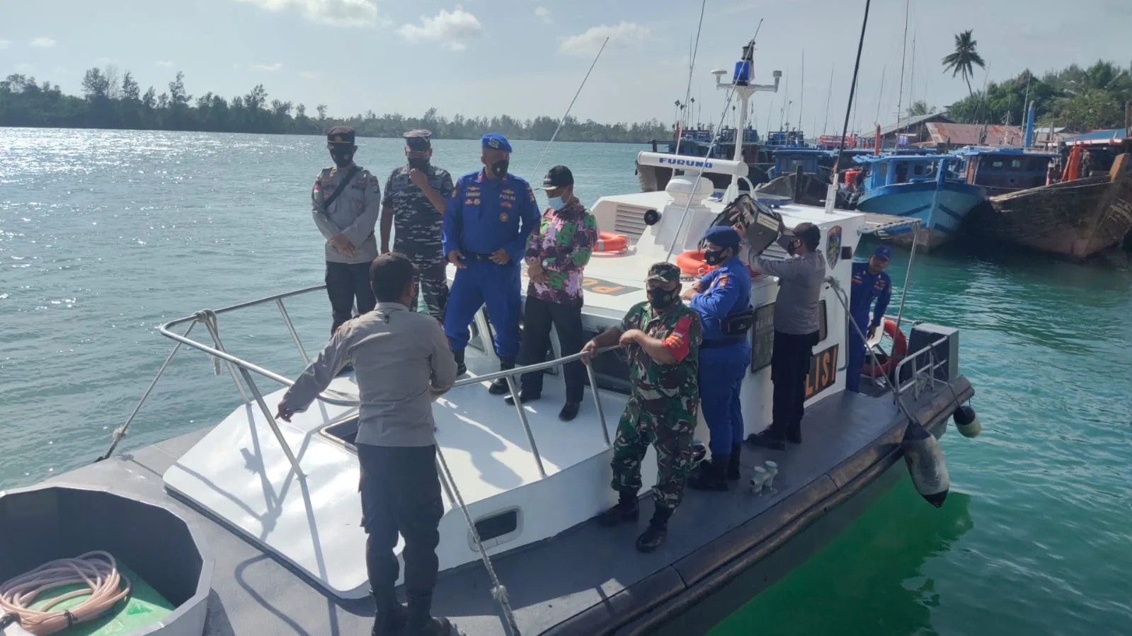 Satpolair Polres Bintan Patroli Laut Bersama TNI Dan Pemerintah Kecamatan Bintan Timur