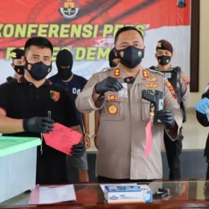 Tembak Penjual Nasi Dua Begal Berpistol Ditangkap