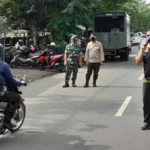 Tiga Pilar Gelar Operasi Yustisi di Depan Klenteng Mbah Ratu