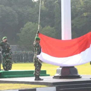 Vakum Selama Pandemi Pangdam IV/Diponegoro Pimpin Upacara Bendera Rutin