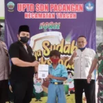 Babinsa Koramil 0829-08/Tragah Dampingi Pelaksanaan Vaksinasi SD Pacangan