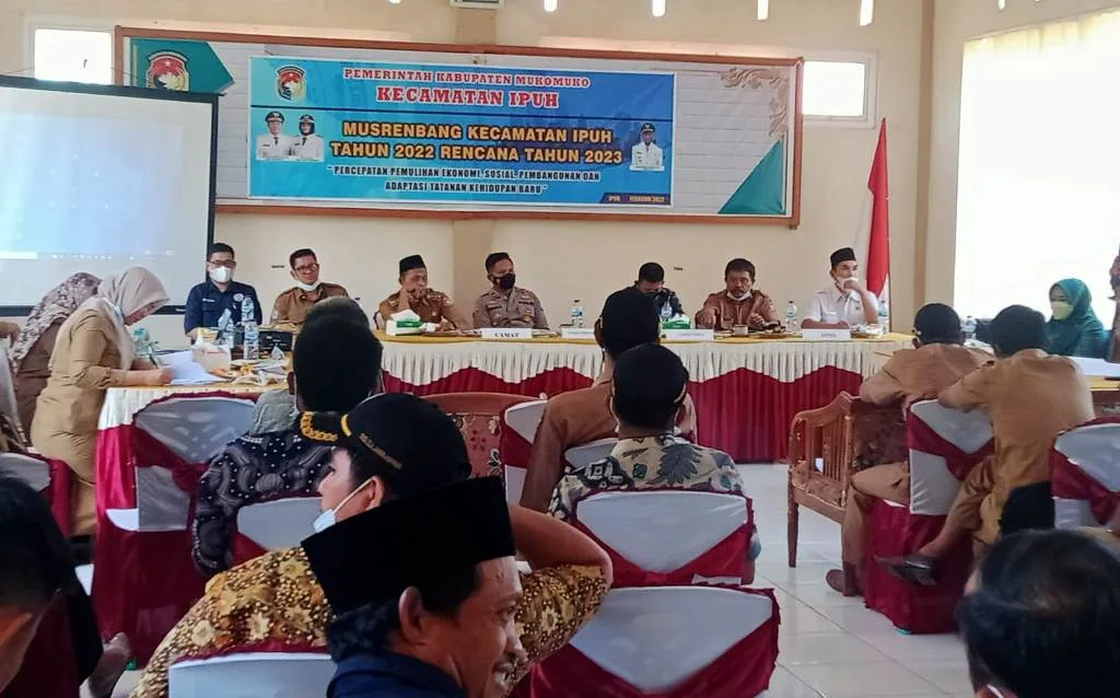 Camat Ipuh Berharap Anggota Dewan Kawal Hasil Musrembangcam