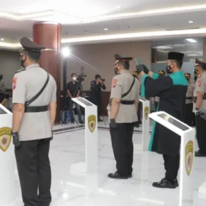 Empat PJU Polda Jatim dan Empat Kapolres Mutasi  