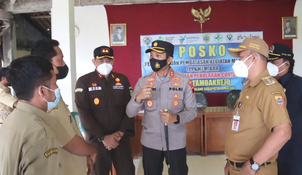 Kapolres Pemalang dan Forkopimda Tinjau Posko PPKM Mikro