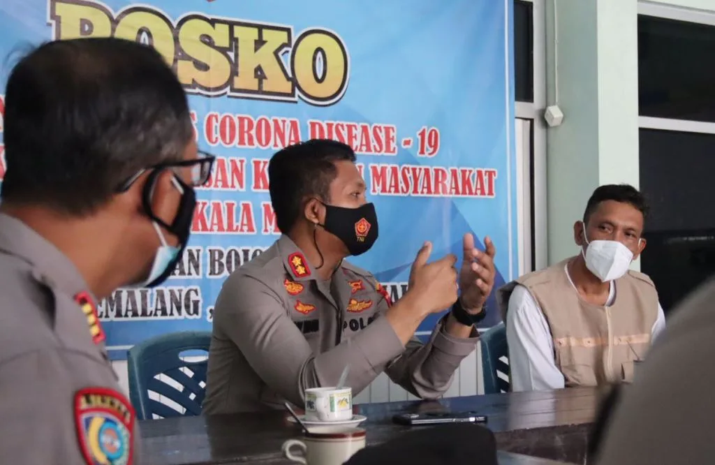 Kapolres Pemalang Pantau Posko PPKM Mikro