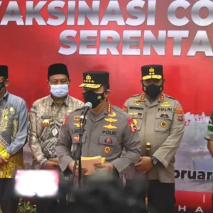 Kapolri : Harus Lakukan Upaya Maksimal Karena Covid-19 Melonjak
