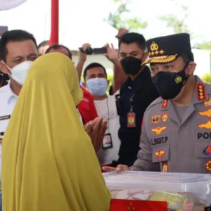 Kapolri Tinjau Vaksinasi Serentak Se-Indonesia Di Bintan Kepri