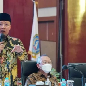 Kenalkan Warkop Digital, Gubernur Rohidin di Apresiasi Seluruh Peserta Seminar IPB Kenalkan Warkop Digital, Gubernur Rohidin di Apresiasi Seluruh Peserta Seminar IPB