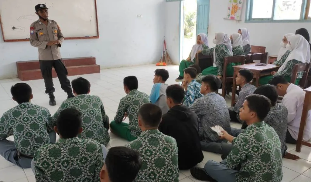 Polsek Lubuk Pinang Sosialisasi Knalpot Brong dan ITE