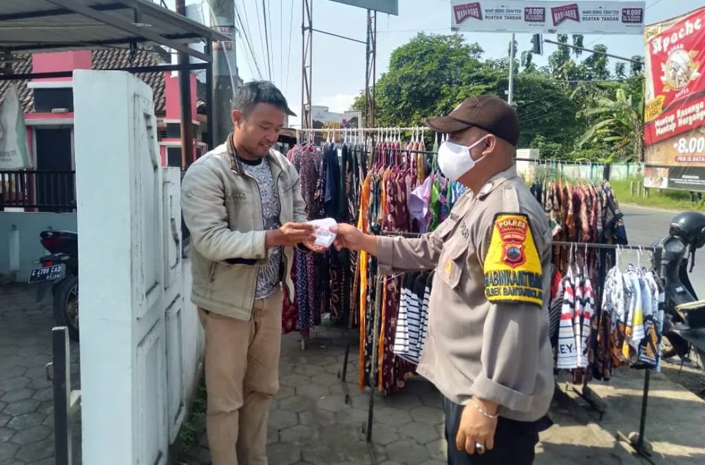 Status Naik Level 2 Patroli PPKM Pemalang Gencarkan Bagi Masker