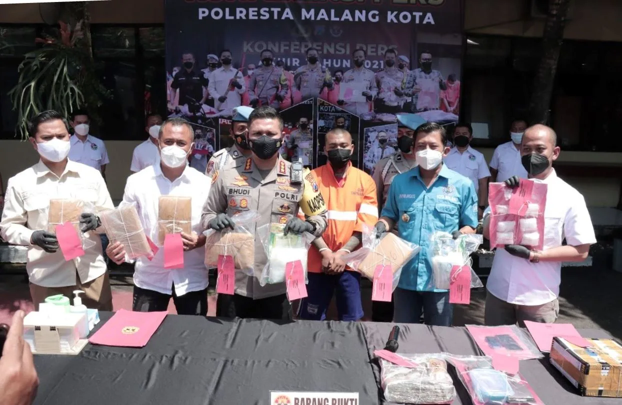Amankan Sabu dan Ganja 9,2 Kg, Polisi Selamatkan 16 Ribu Jiwa     