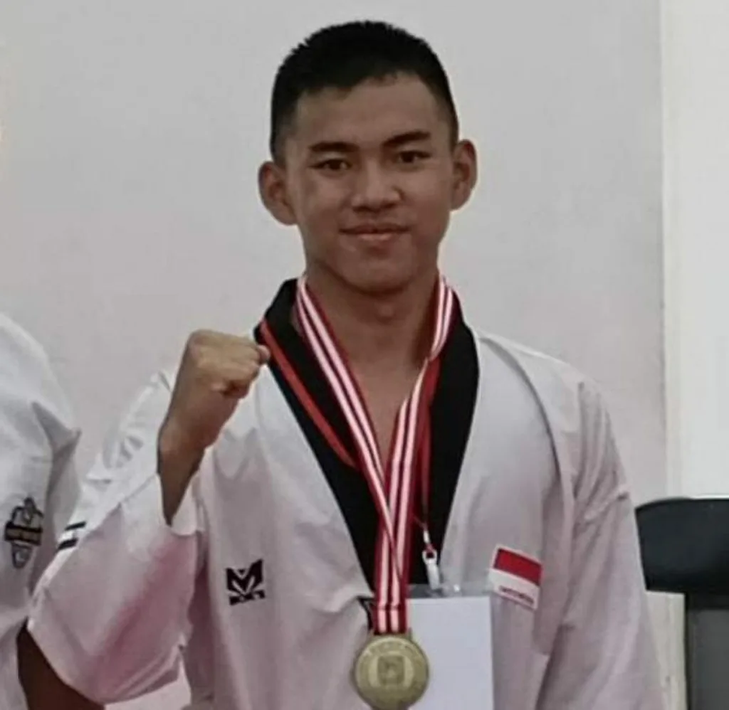 Atlet Taekwondo Bengkulu Raih Medali Emas Di Popda Magelang