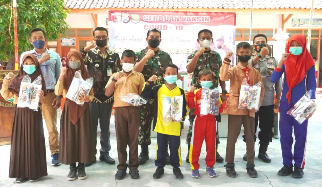 Danrem 084/BJ Tinjau Vaksinasi Anak Usia 6-11 Tahun di Giligenting Sumenep.