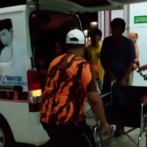 Gerak Cepat, Pemuda Pancasila Selebar Selamatkan Korban Kecelakaan