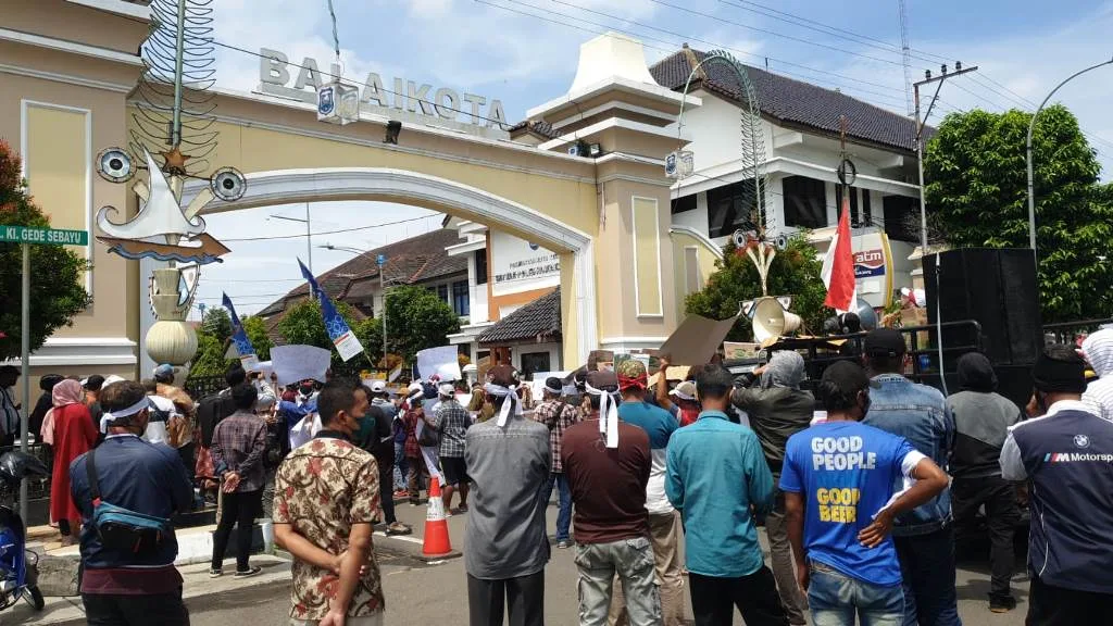 Gerakan Tegal Bersatu Gelar Aksi Demo Tuntut Wali Kota Tegal