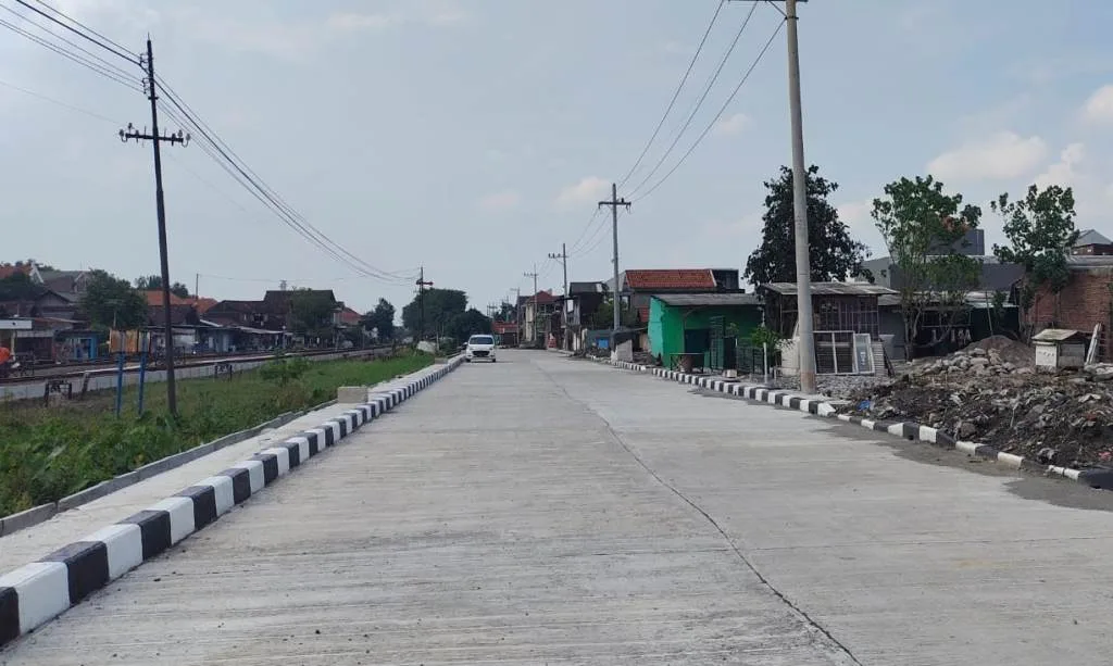 Gus Muhdlor Kebut Proyek  Frontage Road Aloha-Gedangan Tembus Depan PT Maspion II