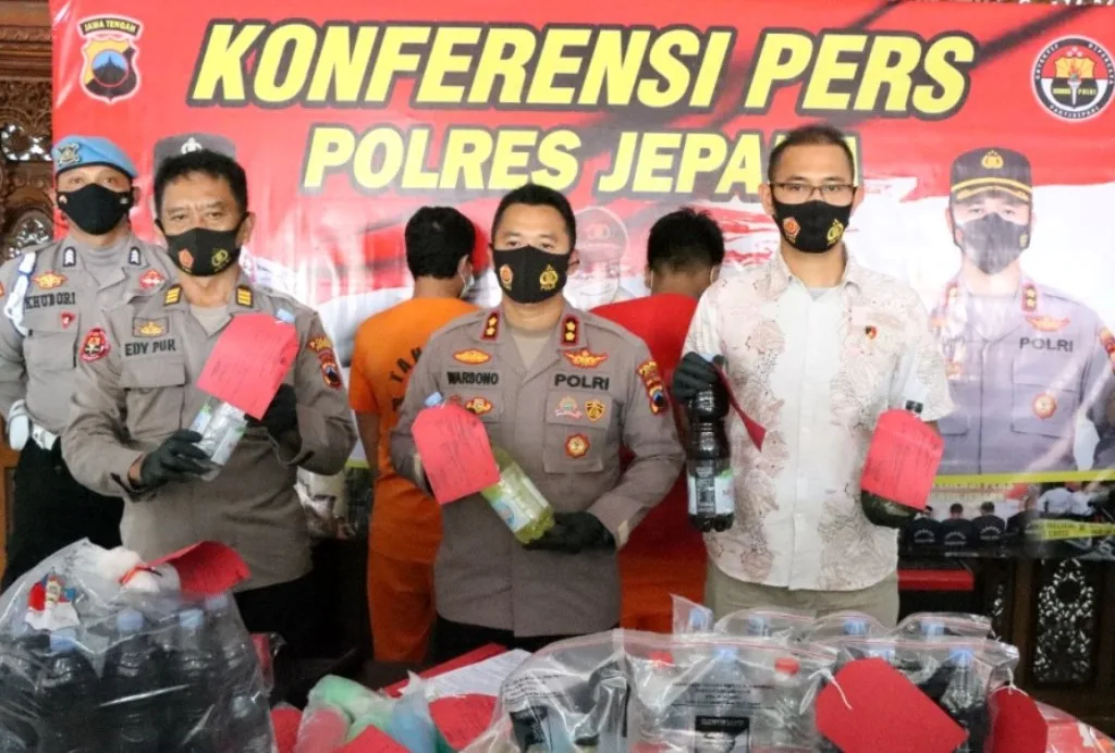 Miras Oplosan Renggut 2 Nyawa, Penjual Diamankan Polres Jepara
