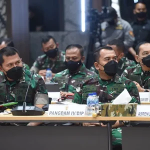 Pangdam IV/Diponegoro Hadiri Rapim TNI AD TA 2022 yang Dipimpin Oleh Kasad