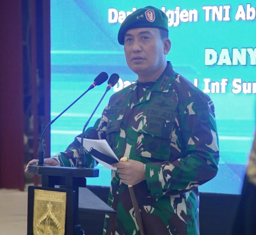Pangdam IV/Diponegoro Pimpin Sertijab Irdam dan Danyonif R 400/BR